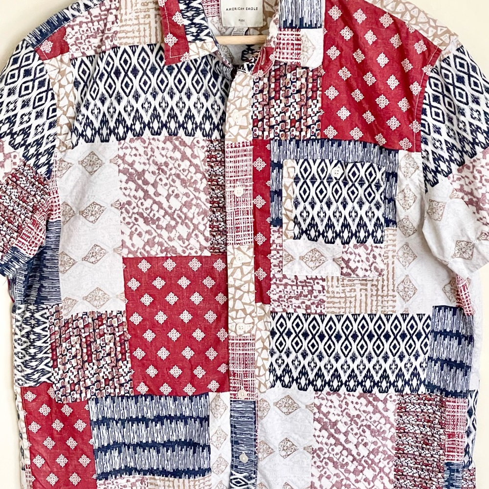 New American Eagle Flex Patchwork Print Short Sle… - image 3